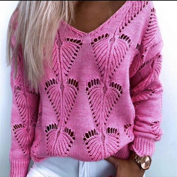Sweaters - NWT Winter Casual Pink Knitted distressed pullover sweater S: Small